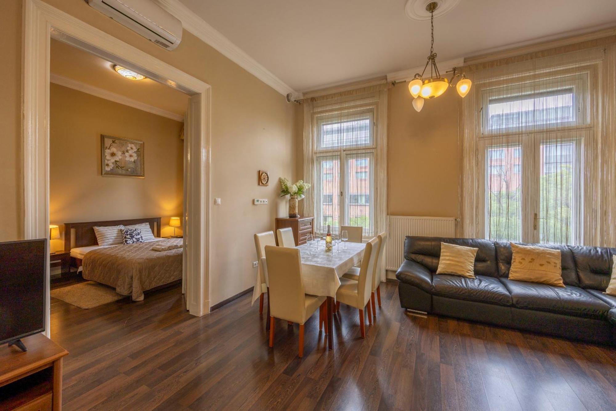 Warm & Cozy By Anna Appartement Boedapest
